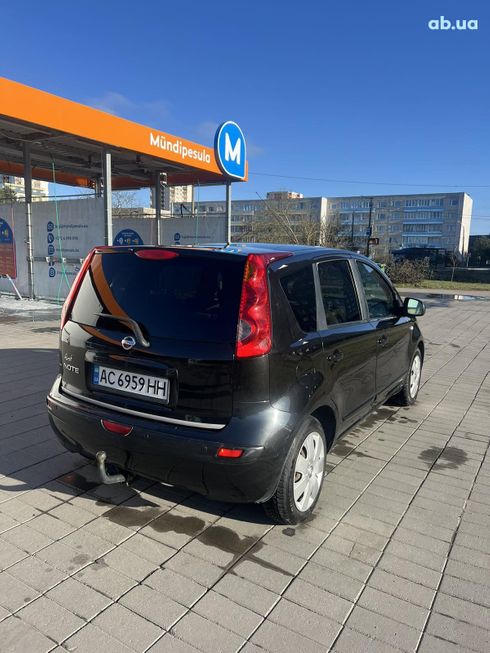 Nissan Note 2006 черный - фото 16