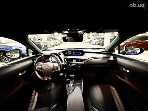 Lexus UX 2020 - фото 14