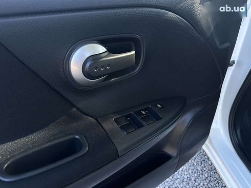 Nissan Note 2009 - фото 26