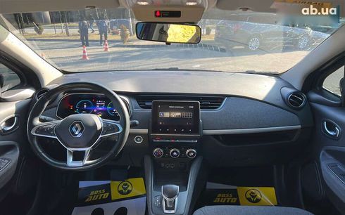 Renault Zoe 2021 - фото 12