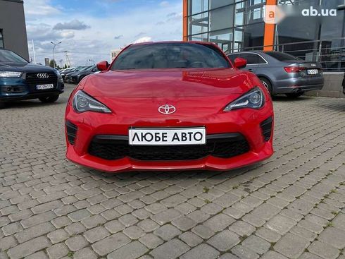 Toyota GT 86 2020 - фото 2