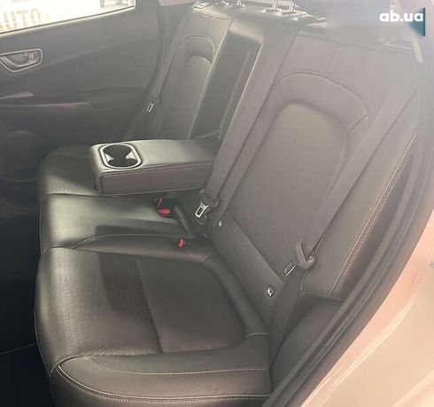 Hyundai Kona 2020 - фото 12