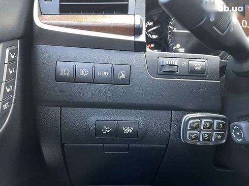 Lexus LX 2015 - фото 23