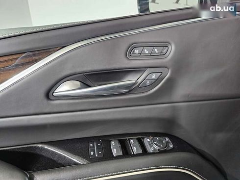 Cadillac Escalade 2022 - фото 25