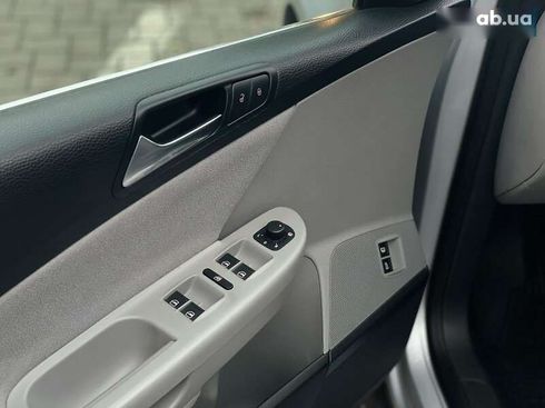 Volkswagen Passat 2010 - фото 10