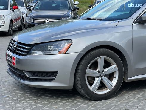 Volkswagen passat b7 2011 серый - фото 3