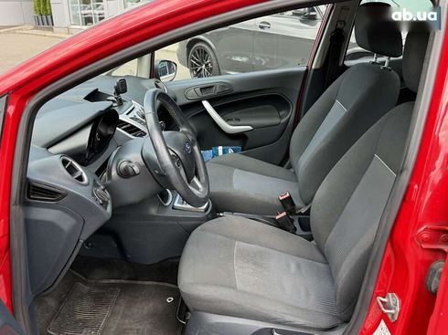 Ford Fiesta 2011 - фото 16