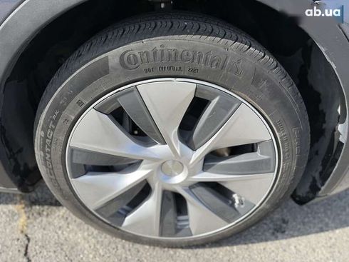 Tesla Model Y 2023 - фото 9