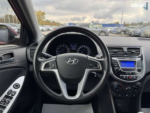 Hyundai Accent 2011 - фото 16