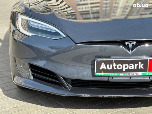 Tesla Model S 2017 серый - фото 6
