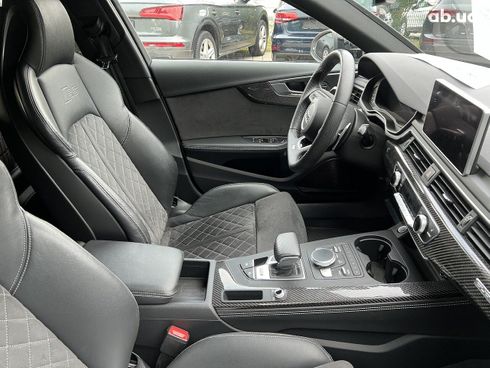 Audi RS 4 2021 - фото 21