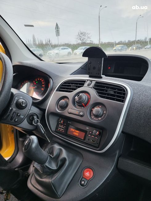 Renault Kangoo 2018 желтый - фото 11