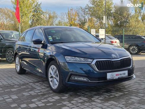 Skoda Octavia 2021 - фото 9
