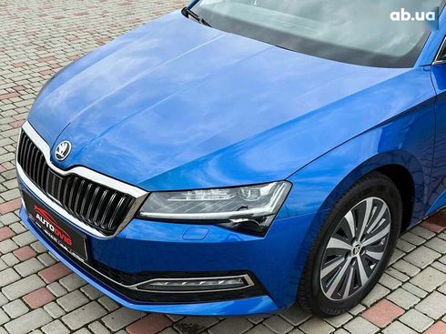 Skoda Superb 2022 - фото 12