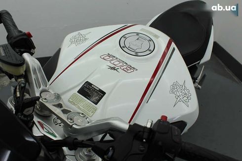 MV Agusta Brutale 2014 - фото 12