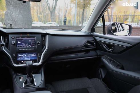 Subaru Outback 2021 - фото 13