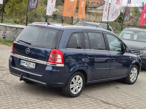 Opel Zafira 2011 - фото 15