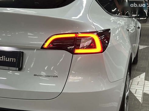 Tesla Model Y 2023 - фото 7