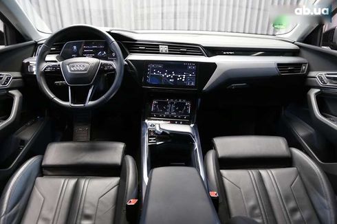 Audi E-Tron 2022 - фото 14