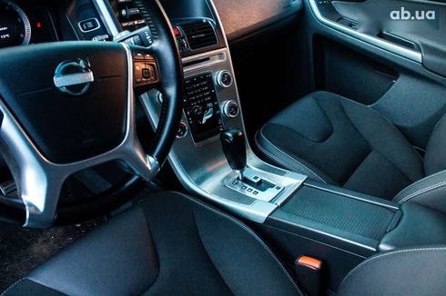 Volvo XC60 2010 - фото 16
