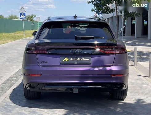 Audi Q8 2021 - фото 7
