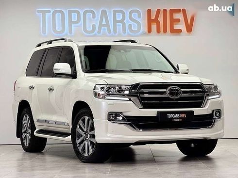 Toyota Land Cruiser 2019 - фото 8