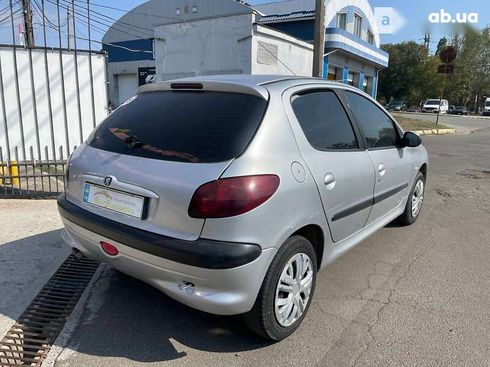 Peugeot 206 2002 - фото 4