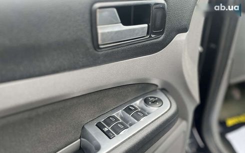 Ford Focus 2010 - фото 10