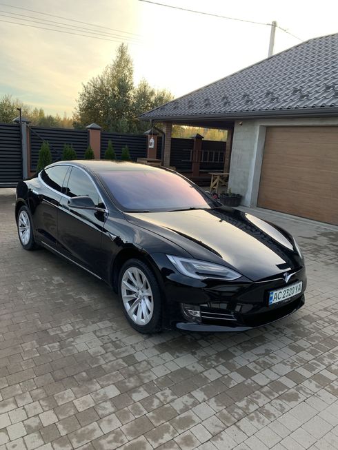 Tesla Model S 2017 черный - фото 15