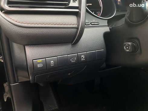 Toyota Camry 2020 - фото 13