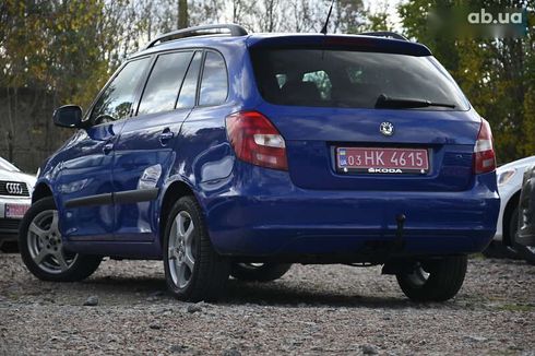 Skoda Fabia 2009 - фото 9