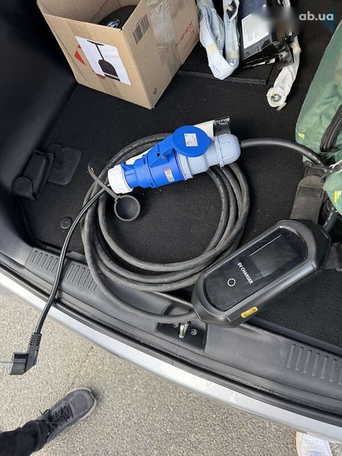 Peugeot iOn 2017 - фото 27