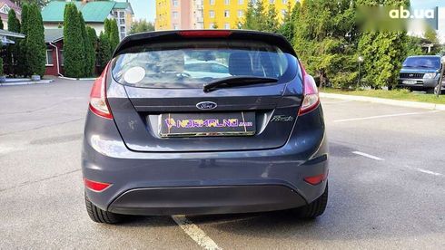 Ford Fiesta 2013 - фото 6