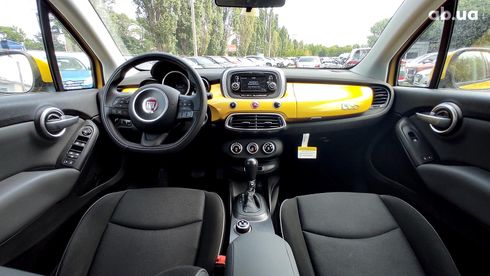 Fiat 500X 2015 желтый - фото 25