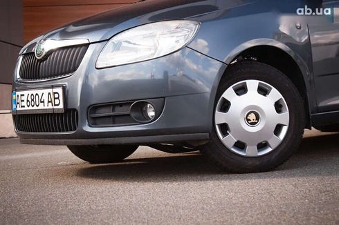 Skoda Fabia 2009 - фото 7