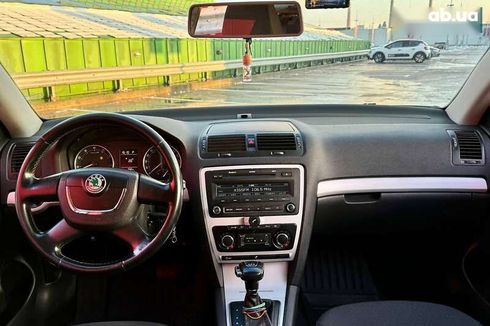 Skoda Octavia 2010 - фото 13