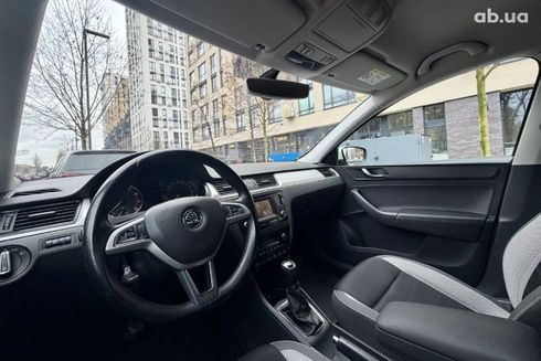 Skoda Rapid 2016 белый - фото 15