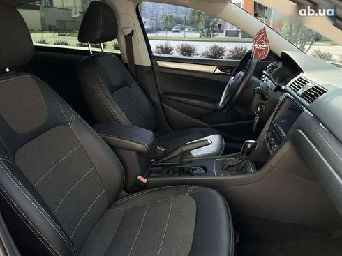 Volkswagen Passat 2013 - фото 21