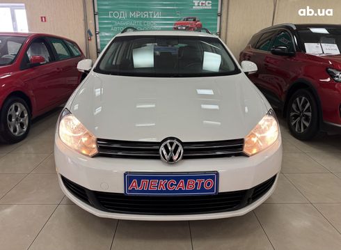 Volkswagen Jetta 2013 белый - фото 8