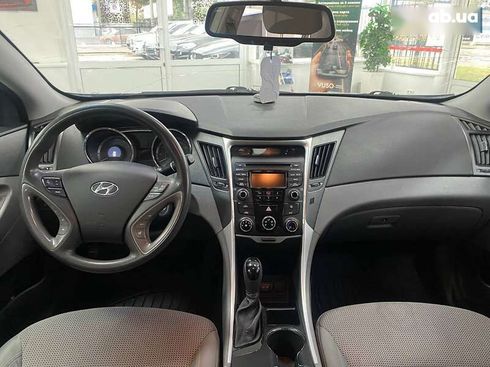 Hyundai Sonata 2013 - фото 23