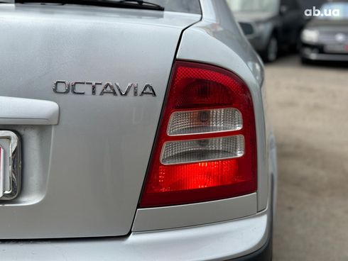 Skoda Octavia 2002 серый - фото 11