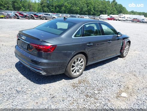 Audi A4 2022 серый - фото 2