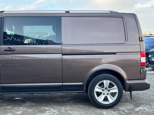 Volkswagen Transporter 2014 коричневый - фото 6
