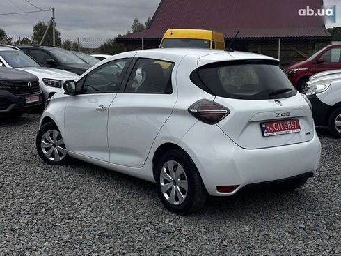 Renault Zoe 2020 - фото 11