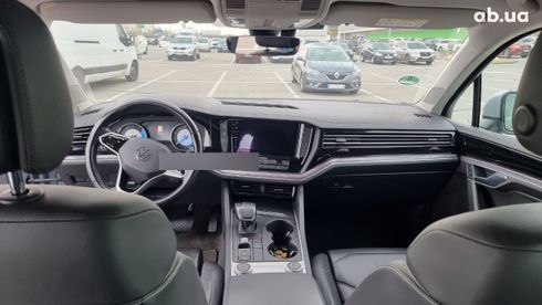 Volkswagen Touareg 2021 - фото 10