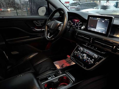 Lincoln Corsair 2020 - фото 9