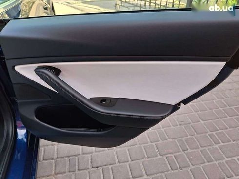 Tesla Model 3 2019 - фото 19