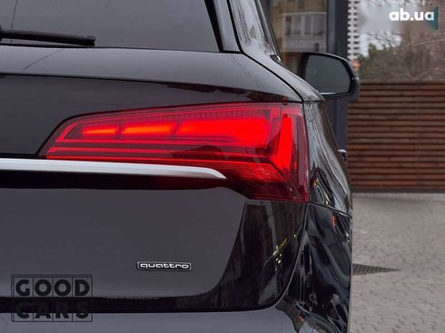 Audi Q5 2021 - фото 11
