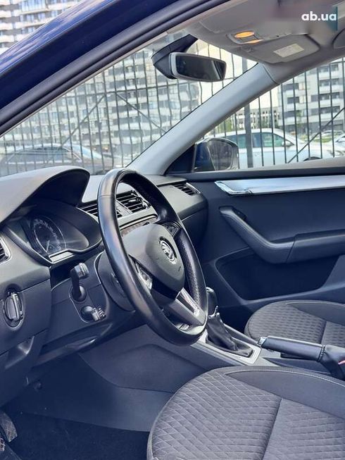 Skoda Octavia 2017 - фото 6