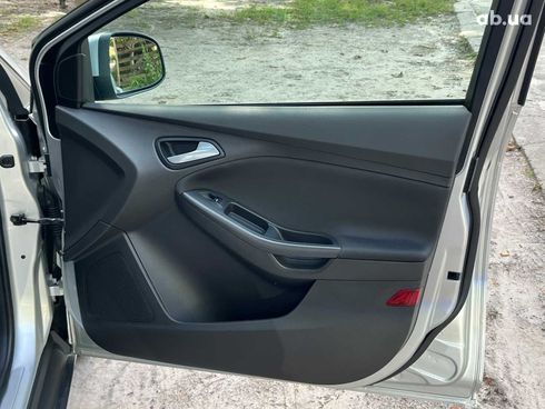 Ford Focus 2015 серый - фото 27